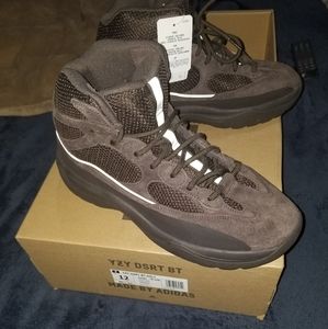 Yeezy Desert Oil Boots